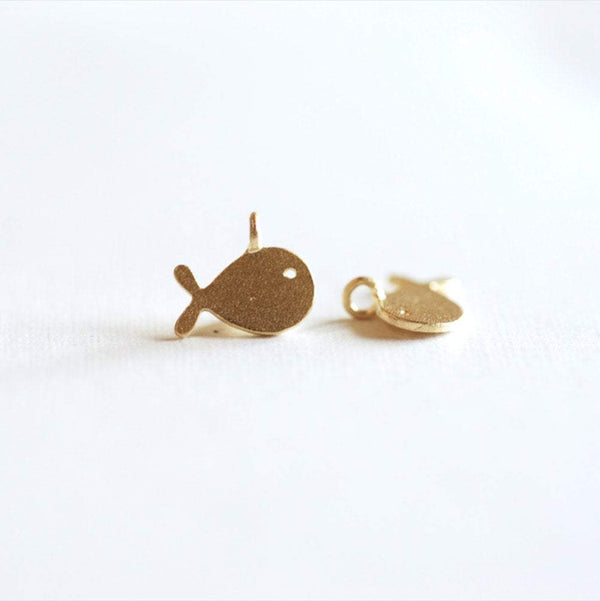 Matte Vermeil Gold Small Fish Charm- 18k gold plated over Sterling Silver, Gold Sea Fish Charm, Gold Fish Charm, Ocean Fish, beads, 271 - HarperCrown