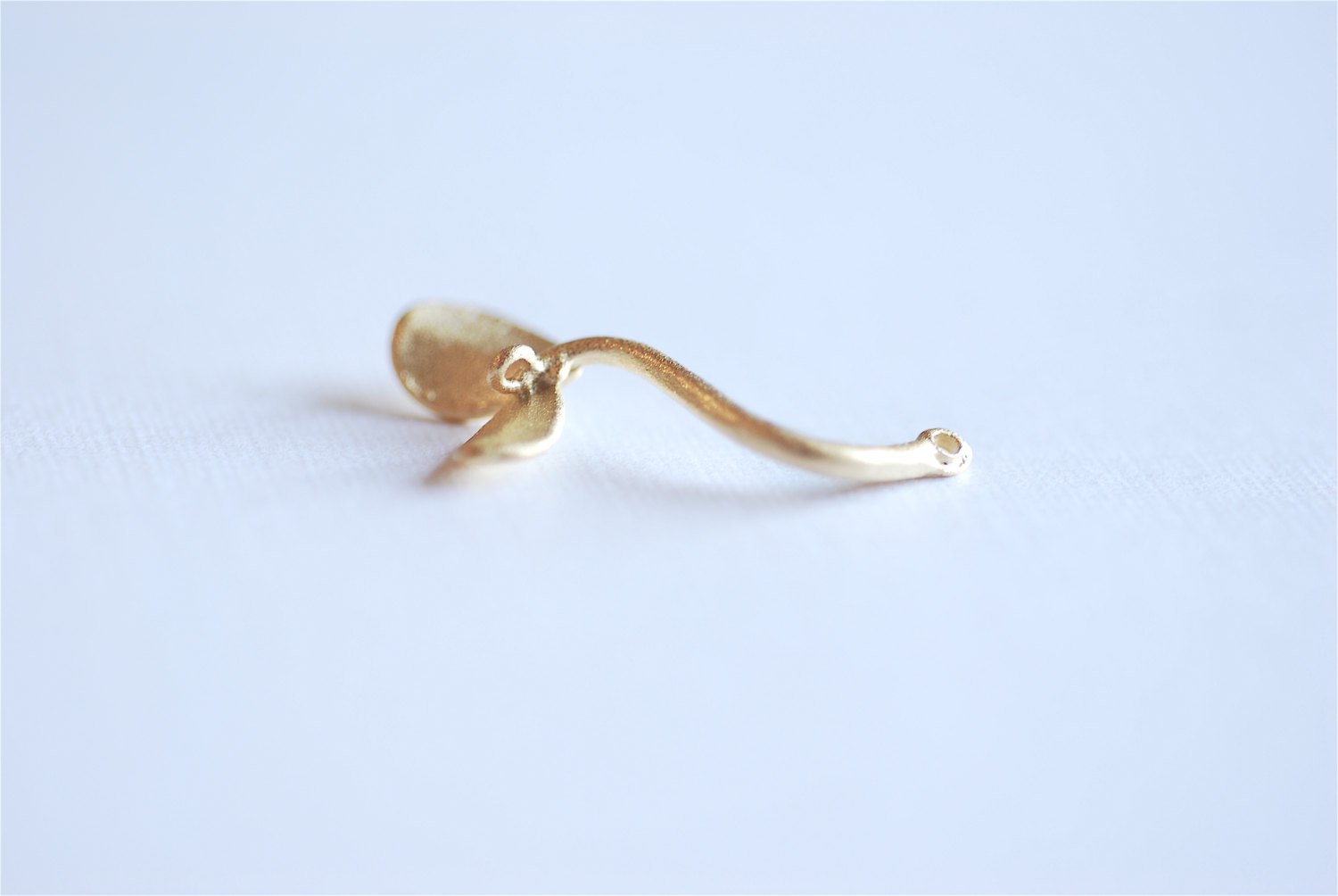 Matte Vermeil Gold Sprout Charm Connector- 22k gold plated Sterling Silver Sprout Connector, Alfalfa Sprout, Mung Bean Sprouts, Link, 196 - HarperCrown