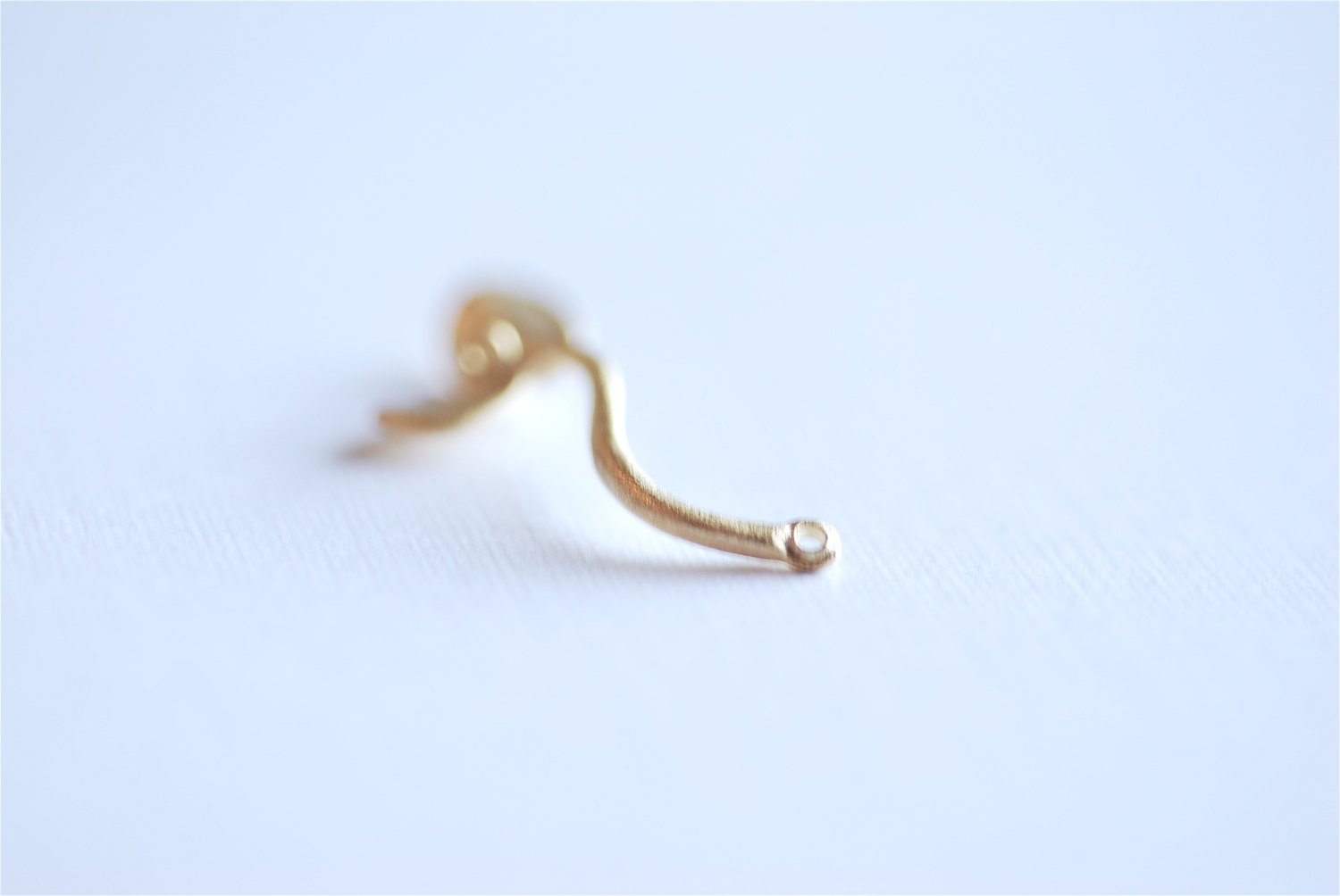 Matte Vermeil Gold Sprout Charm Connector- 22k gold plated Sterling Silver Sprout Connector, Alfalfa Sprout, Mung Bean Sprouts, Link, 196 - HarperCrown