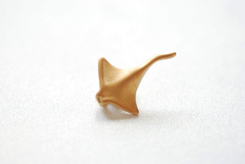 Matte Vermeil Gold Stingray- 18k gold plated over Sterling Silver Stingray charm, Gold Stingray, Sting Ray Charm, Sea Life Charms - HarperCrown
