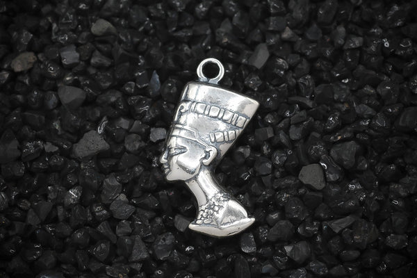 Nefertiti Queen of Ancient Egypt Side Profile Charm | 925 Sterling Silver, Oxidized | Jewelry Making Pendant - HarperCrown