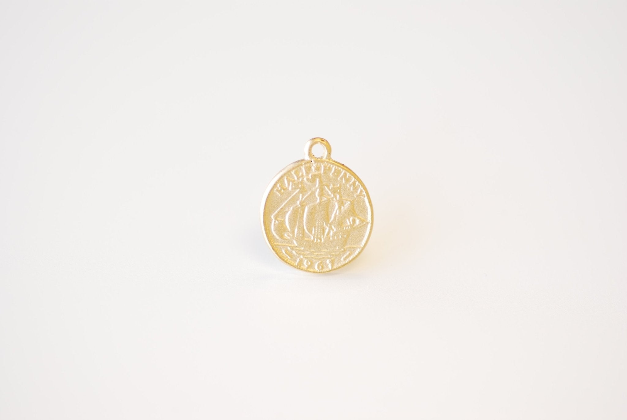 Queen Elizabeth Coin Pendant- 18k gold plated over 925 sterling silver, English Coin, Medallion Pendants, One Pound, 1967 Coin, 492 - HarperCrown