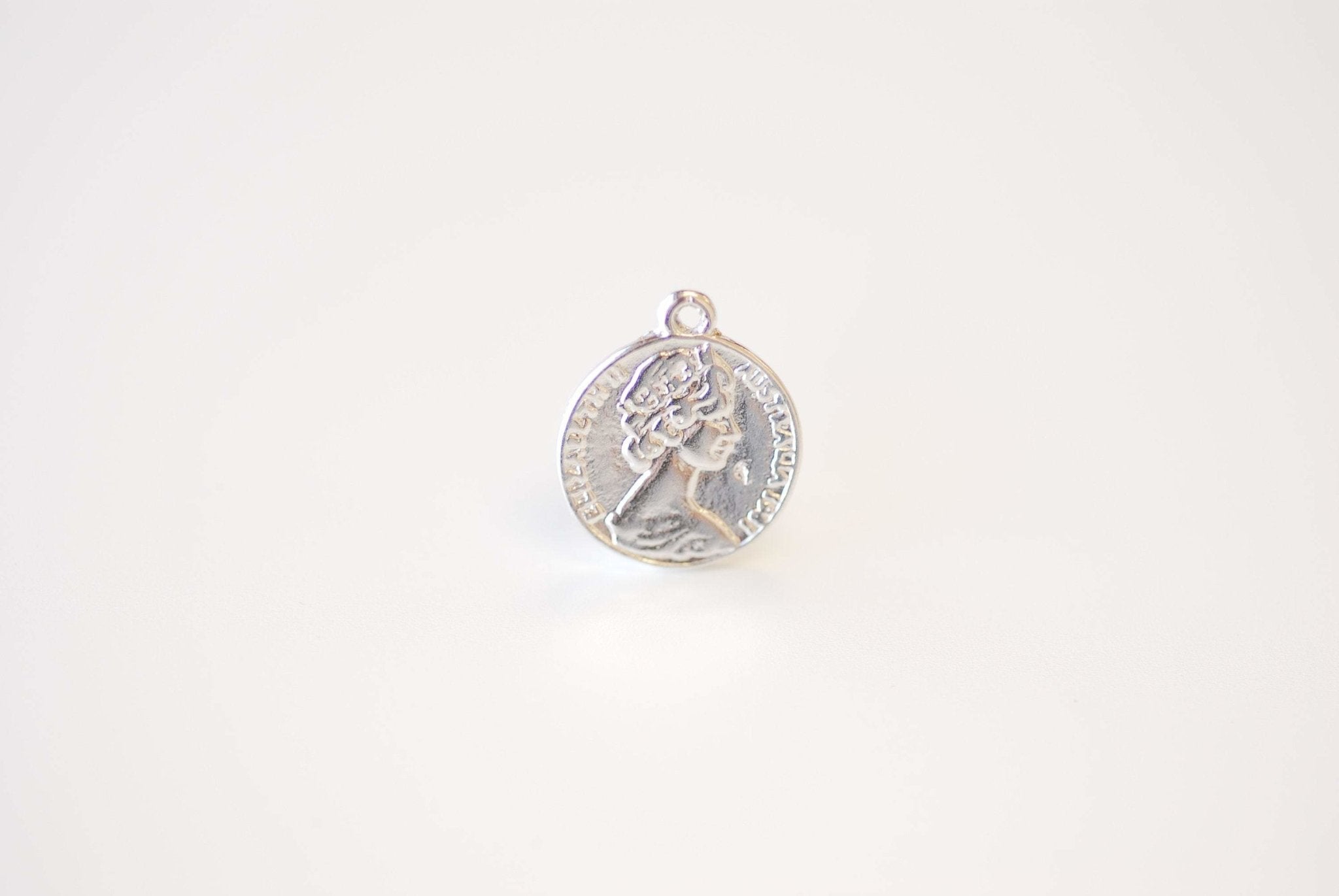Queen Elizabeth Coin Pendant- 18k gold plated over 925 sterling silver, English Coin, Medallion Pendants, One Pound, 1967 Coin, 492 - HarperCrown