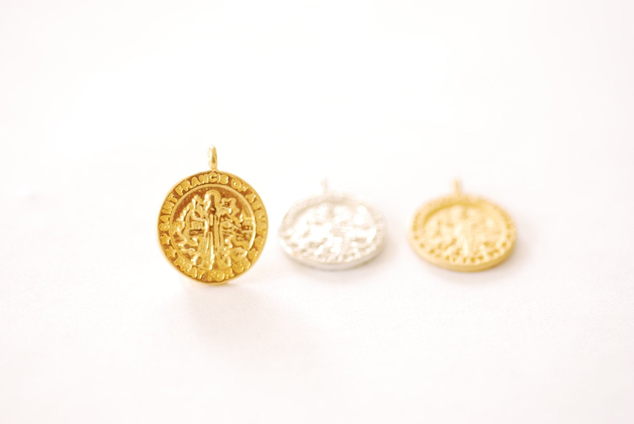 Saint St Francis Assisi Pendant Charm Vermeil gold or Sterling Silver