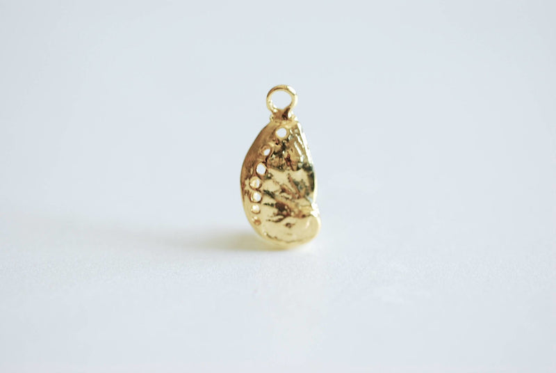 Shiny Gold Abalone Shell Charm- Vermeil Gold, cowrie shell, nautical sea shell, oyster shell, seashell charm, beach ocean, shell charm, 372 - HarperCrown