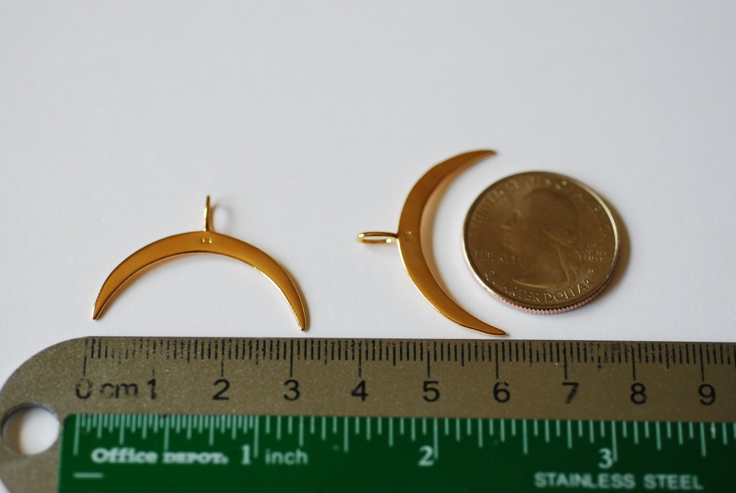 Shiny Vermeil Gold Crescent Moon Charm Pendant, 18k gold plated Sterling Silver, Half Moon Charm, Gold Double Horn Pendant, Gold Tusk, 224 - HarperCrown