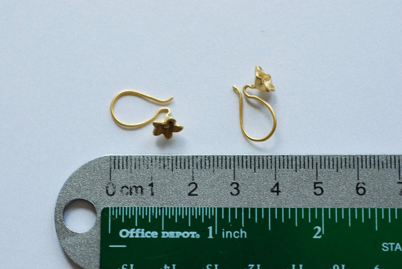 Wholesale Earrings - Shiny Vermeil Gold Flower Earring finding - 18k gold  plated Sterling Silver, Gold flower earrings, Gold earring finding, Gold  Earrings, 193 – HarperCrown