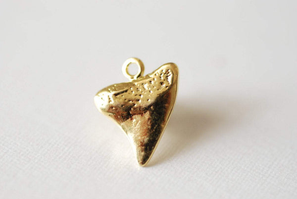 Shiny Vermeil Gold Shark Tooth- 18k gold plated over Sterling Silver Shark tooth, Small shark tooth, Shark tooth Necklace Pendant, 73 - HarperCrown