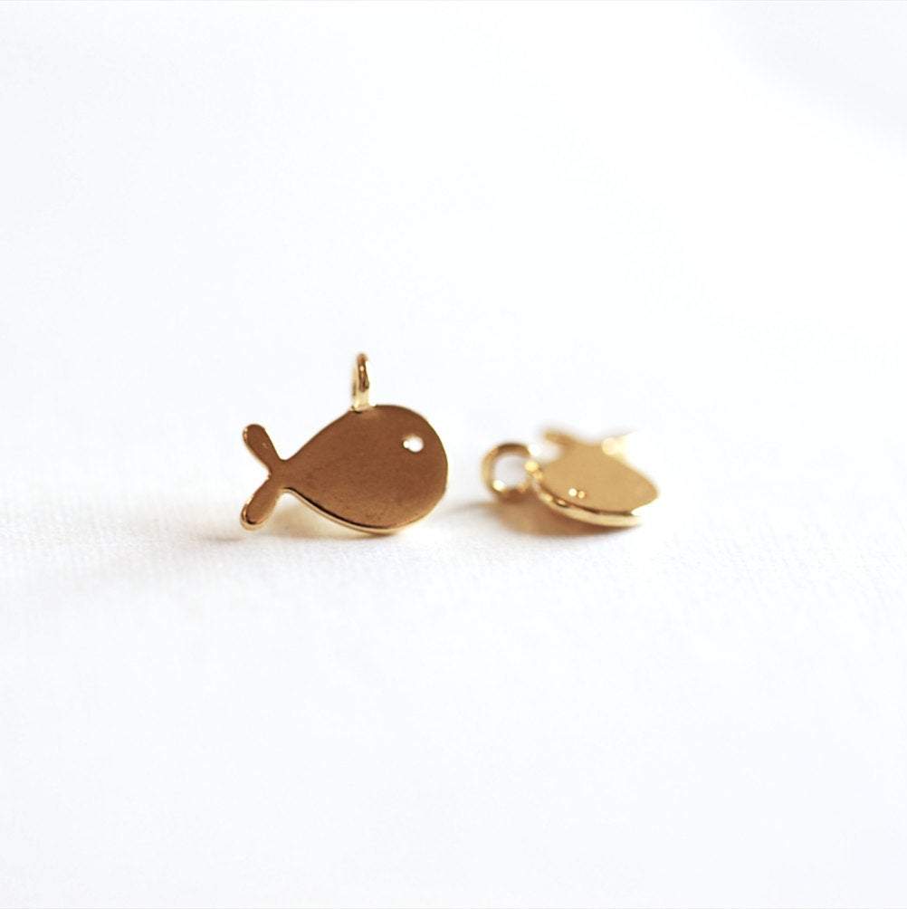 Shiny Vermeil Gold Small Fish Charm- 18k gold plated over Sterling Silver, Gold Sea Fish Charm, Sea life, Ocean Swimming Fish, beads, 271 - HarperCrown