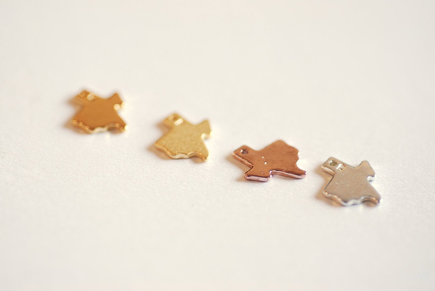 Shiny Vermeil Gold Small Texas State Blank Charm- 22k gold plated Sterling Silver Texas Charm Pendant, Lone star Charm, Texas Heart, 310 - HarperCrown