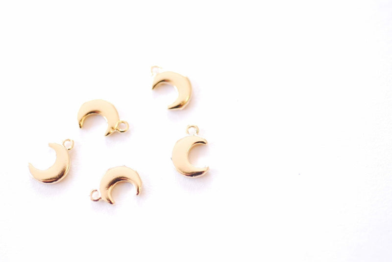Small Crescent Moon Charm | 16K Gold Plated Brass | Half Moon Horn Waning Eclipse Dainty Pendant Wholesale Charms B314 - HarperCrown