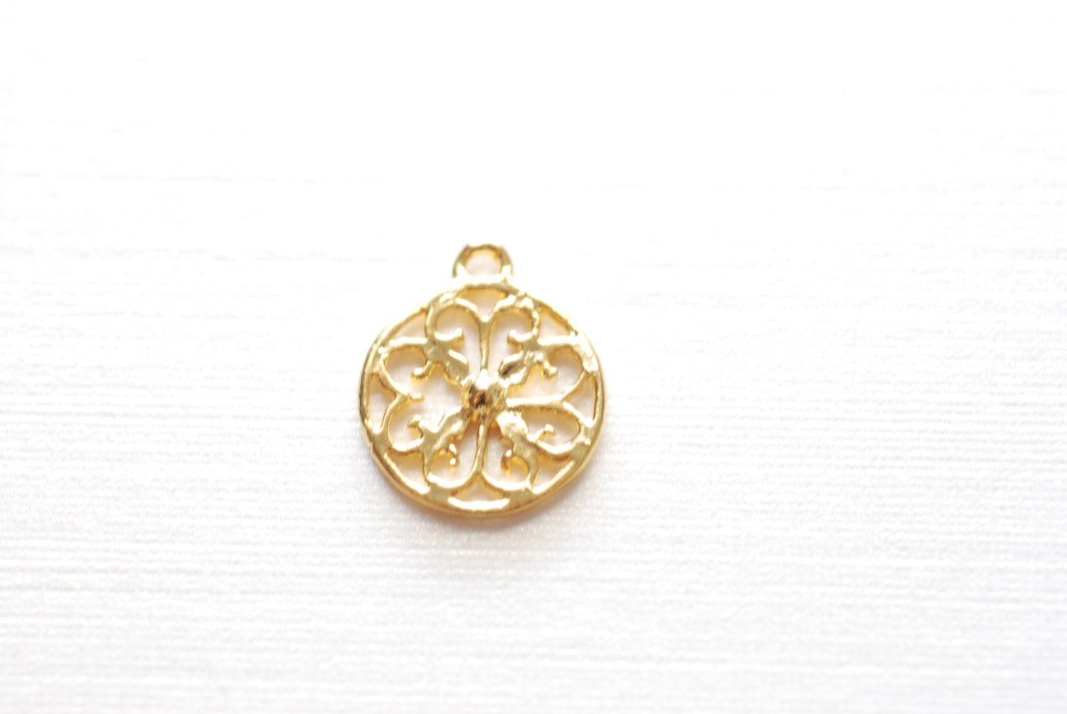 Vermeil Gold Round Charm, Filigree Round Pendant, 18k gold plated over sterling Silver Filigree Round Charm, wholesale gold charms, 83 - HarperCrown